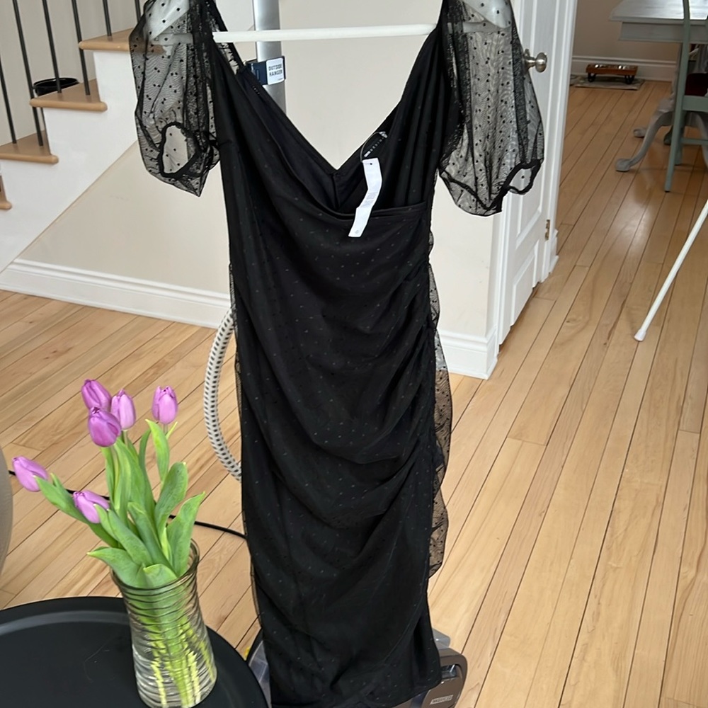 Stunning black maternity dress🖤